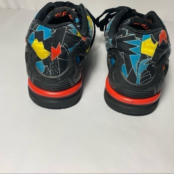 𝅺adidas Color Block sneakers: black, red, yellow, and blue. Size 6 - Picture 9 of 9